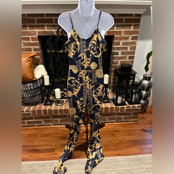 🔥Unbranded Versace Inspired Jumpsuit with Flare Legs. Pullon Blue&Gold Size:XL - Picture 3 of 13